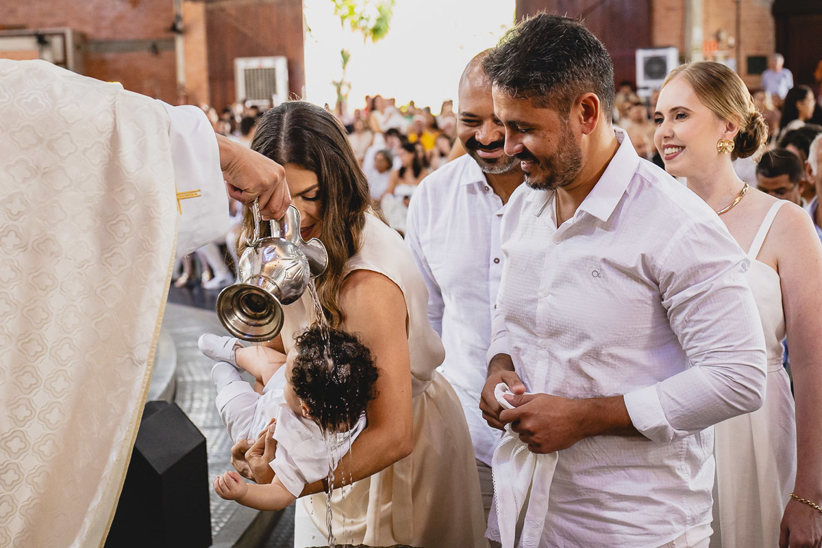 fotografia de batizado são mateus, ensaio de familia es, igreja para batizado são mateus, alan smyth fotografia afetiva, fotografia de batizado guriri, fotografia de batizado catedral de são mateus, fotografo batismo são mateus, fotografo batizado guriri