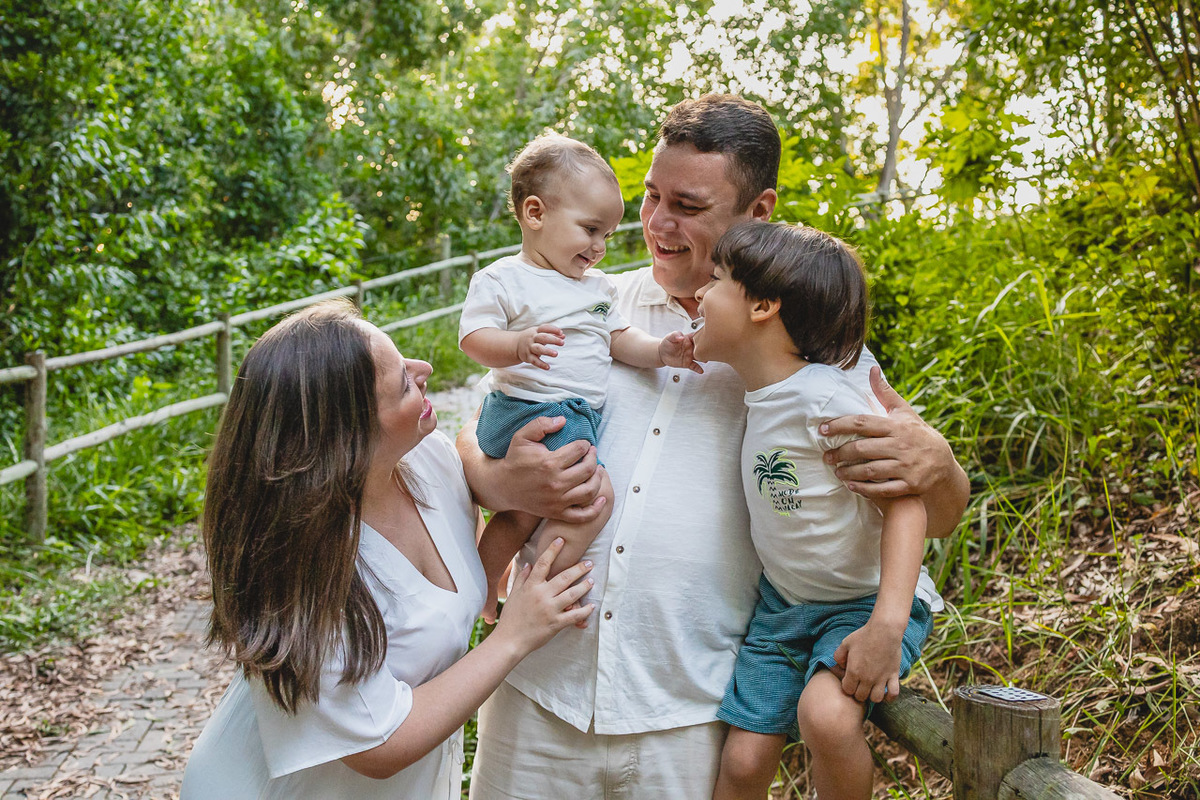 acompanhamento de bebê, abraço na alma, alan smyth fotografo são mateus es, ensaio de bebê, ensaio intimista, fotografia afetiva, fotografia de familia sao mateus es, jornada de bebê, ensaio de 8 meses, introdução alimentar, fotografia infantil