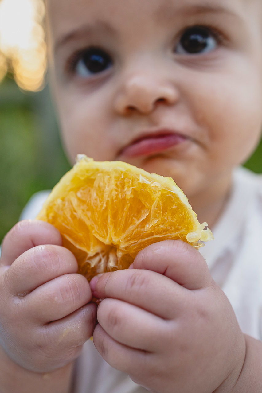 acompanhamento de bebê, abraço na alma, alan smyth fotografo são mateus es, ensaio de bebê, ensaio intimista, fotografia afetiva, fotografia de familia sao mateus es, jornada de bebê, ensaio de 8 meses, introdução alimentar, fotografia infantil