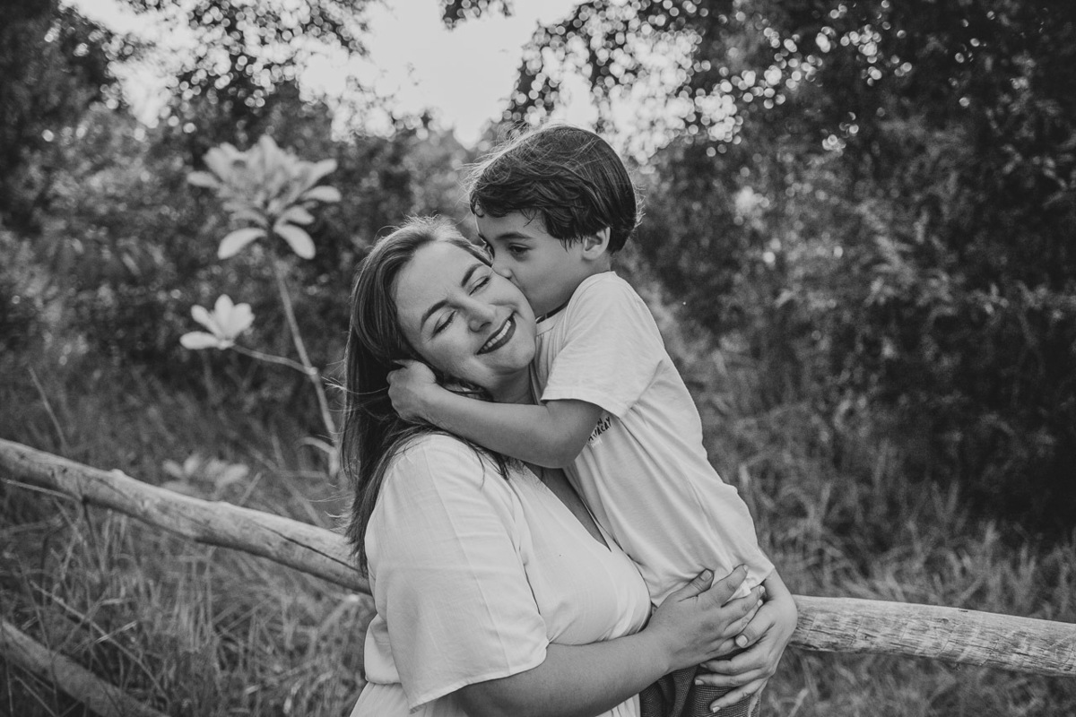 acompanhamento de bebê, abraço na alma, alan smyth fotografo são mateus es, ensaio de bebê, ensaio intimista, fotografia afetiva, fotografia de familia sao mateus es, jornada de bebê, ensaio de 8 meses, introdução alimentar, fotografia infantil