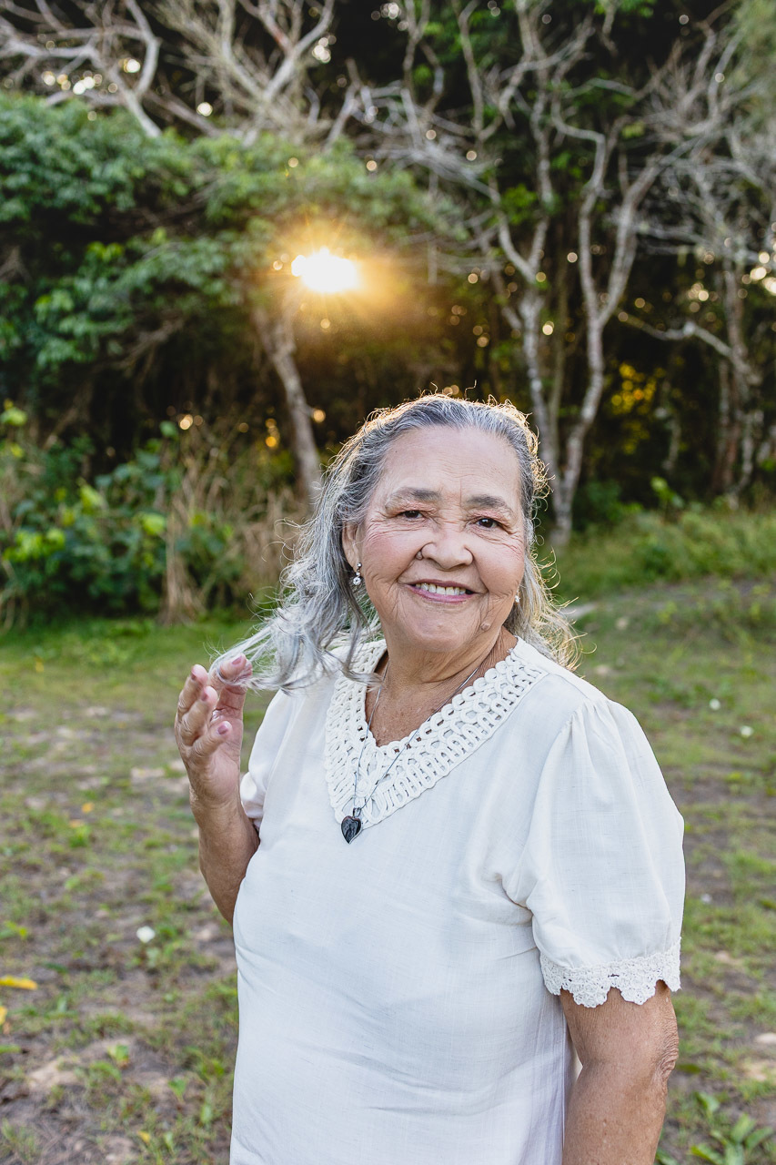 abraço na alma, alan smyth, fotografo afetivo, fotografo em sao mateus es, ensaio fotografico de aniversário, ensaio fotografico de aniversario feminino, ensaio de aniversario, fotografo de ensaios femininos, fotografia para mulheres, 80 anos