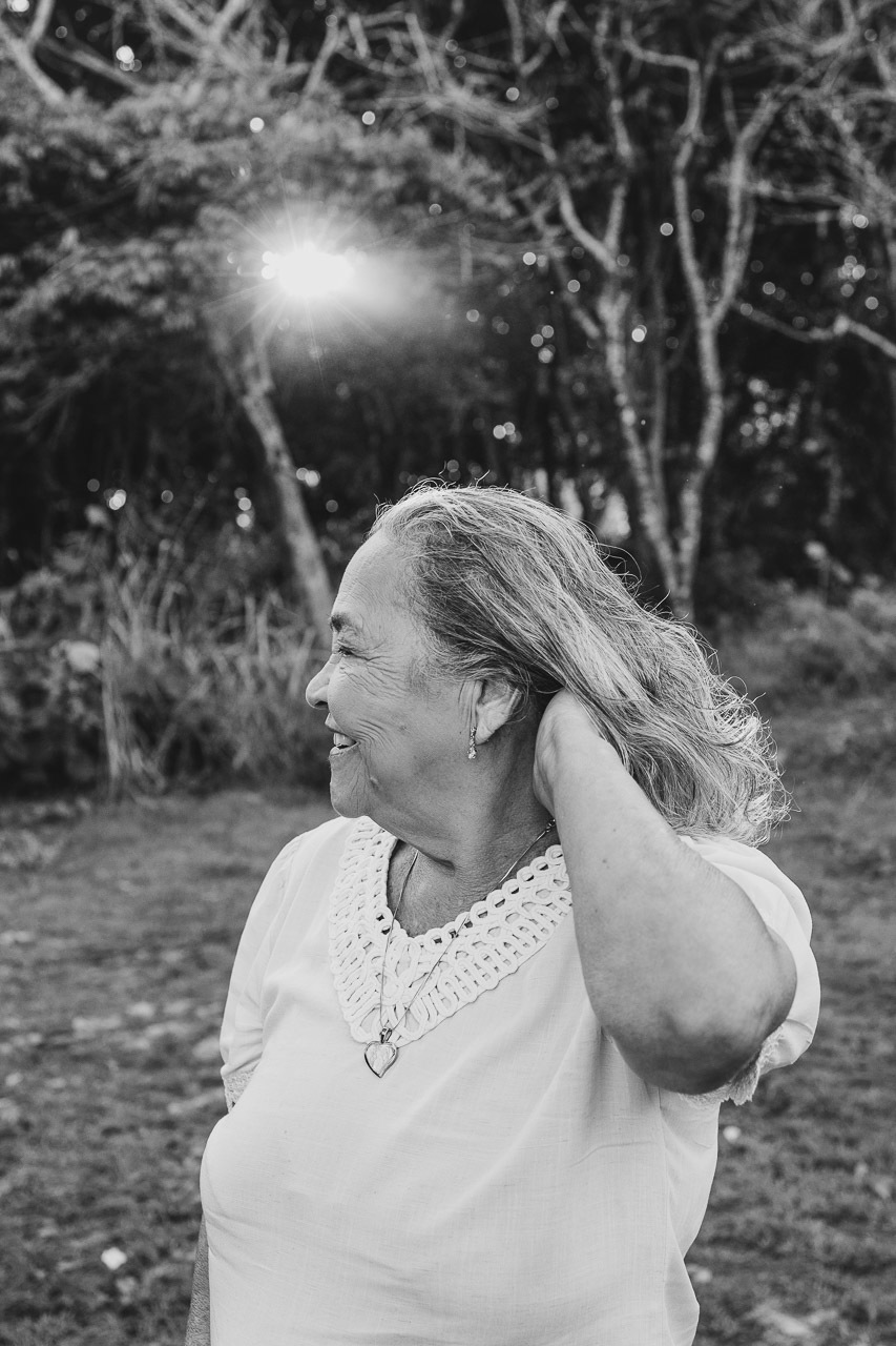 abraço na alma, alan smyth, fotografo afetivo, fotografo em sao mateus es, ensaio fotografico de aniversário, ensaio fotografico de aniversario feminino, ensaio de aniversario, fotografo de ensaios femininos, fotografia para mulheres, 80 anos