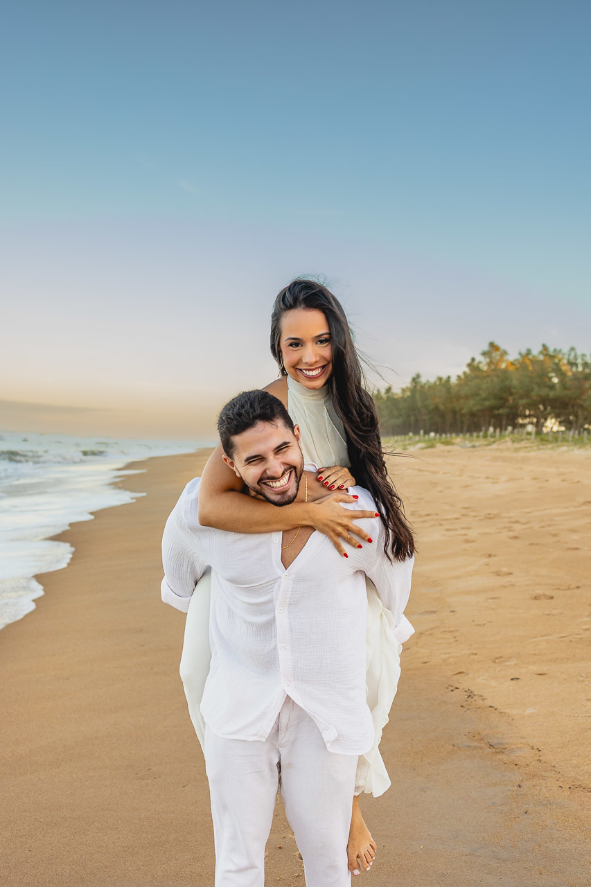 abraço na alma, alan smyth, alan smyth fotografo em sao mateus es, ensaio pre wedding, pre casamento, ensaio afetivo, ensaio casal na praia, fotografia afetiva, fotografia de casal, fotografia intimista, fotografo afetivo, fotografo em guriri, pre wedding