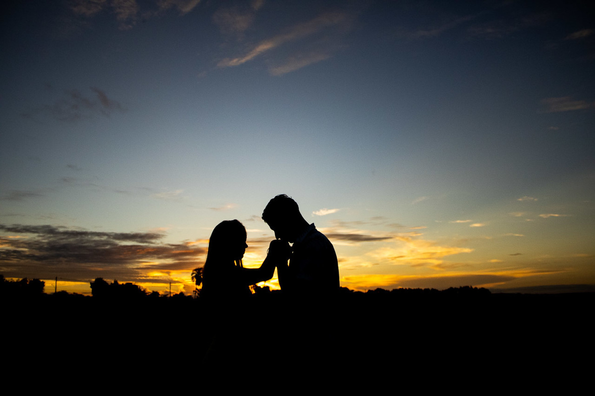 abraço na alma, alan smyth, alan smyth fotografo em sao mateus es,  couple photos, couple session, ensaio afetivo, ensaio intimista, fotografia afetiva, fotografia de casal, fotografia intimista, dicas de pose ensaio de casal, ensaio namorados, externas