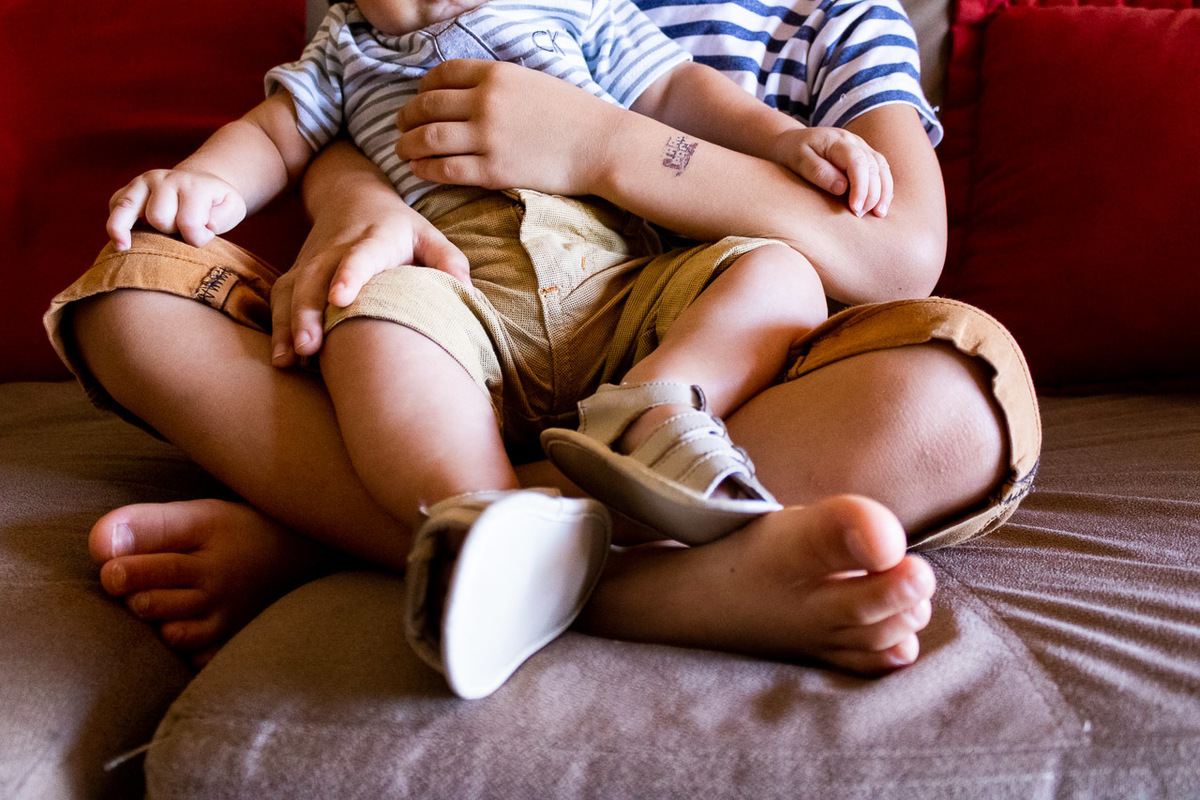 abraço na alma, alan smyth, ensaio da familia, ensaio de familia mantena, ensaio em casa, familia santuario da vida, fotografia afetiva, fotografo afetivo, fotografo em mantena mg, fotografo mg, onde fotografar em mantena, retrato de familia