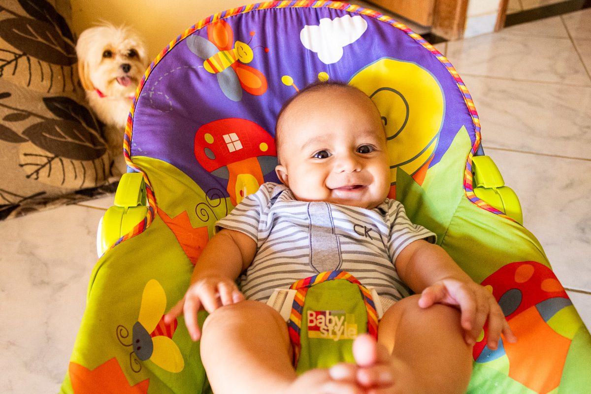 abraço na alma, alan smyth, ensaio da familia, ensaio de familia mantena, ensaio em casa, familia santuario da vida, fotografia afetiva, fotografo afetivo, fotografo em mantena mg, fotografo mg, onde fotografar em mantena, retrato de familia