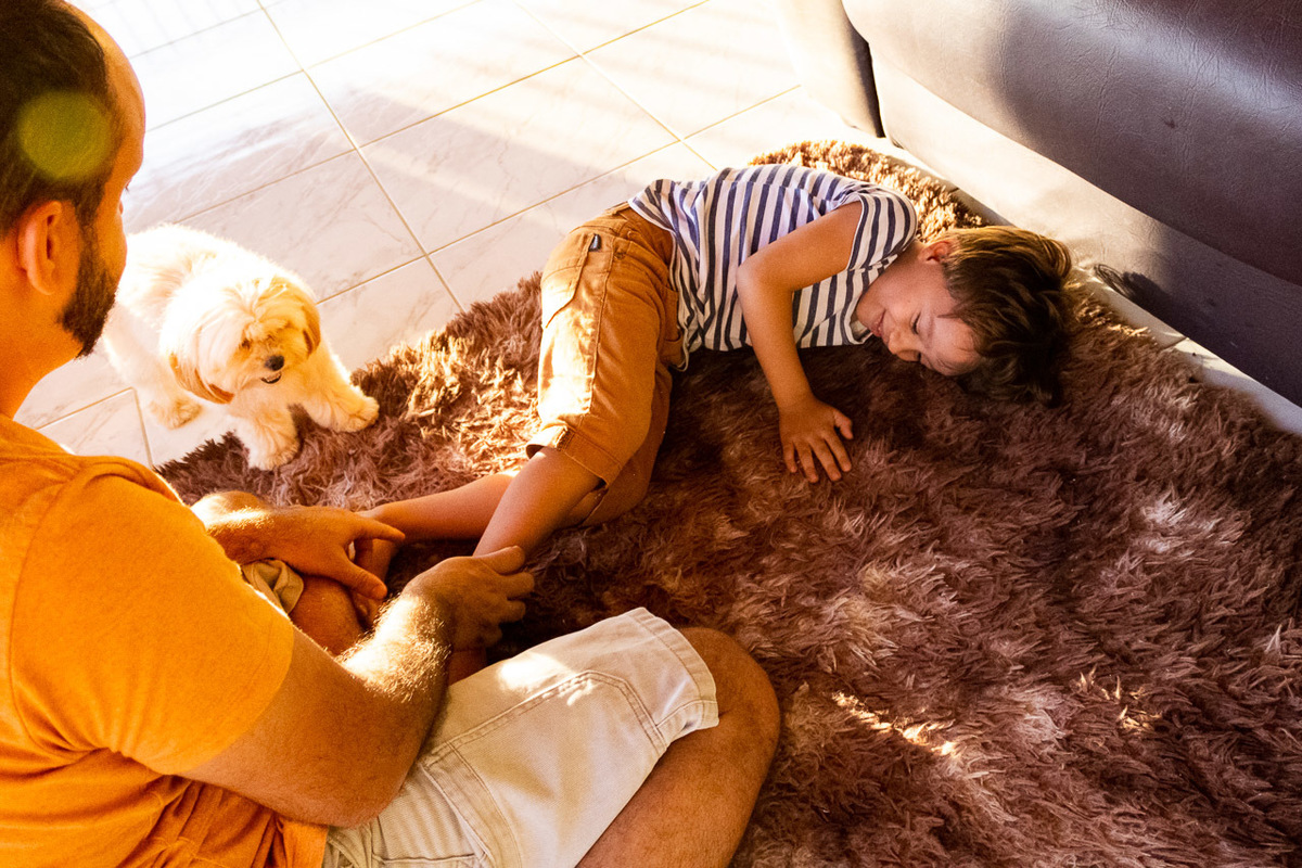 abraço na alma, alan smyth, ensaio da familia, ensaio de familia mantena, ensaio em casa, familia santuario da vida, fotografia afetiva, fotografo afetivo, fotografo em mantena mg, fotografo mg, onde fotografar em mantena, retrato de familia