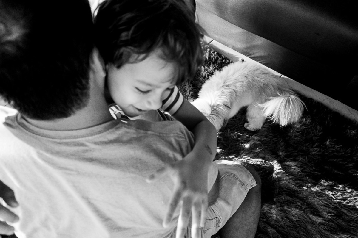 abraço na alma, alan smyth, ensaio da familia, ensaio de familia mantena, ensaio em casa, familia santuario da vida, fotografia afetiva, fotografo afetivo, fotografo em mantena mg, fotografo mg, onde fotografar em mantena, retrato de familia