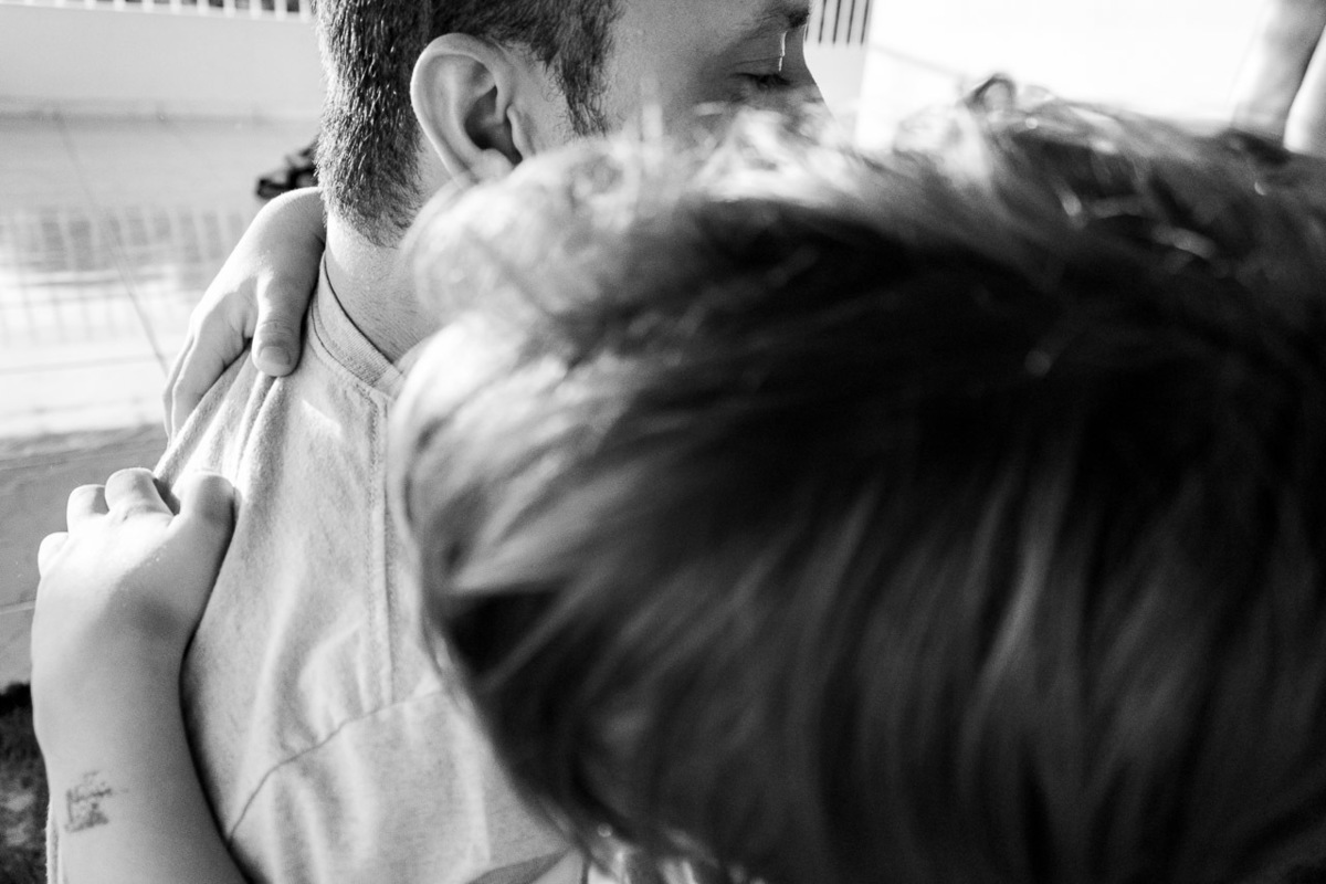 abraço na alma, alan smyth, ensaio da familia, ensaio de familia mantena, ensaio em casa, familia santuario da vida, fotografia afetiva, fotografo afetivo, fotografo em mantena mg, fotografo mg, onde fotografar em mantena, retrato de familia