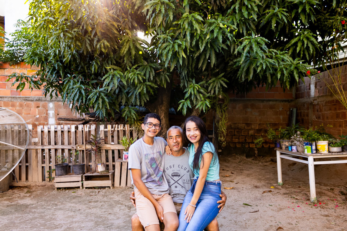 abraço na alma, alan smyth, ensaio da familia, ensaio de familia mantena, familia, familia santuario da vida, fotografia afetiva, fotografo afetivo, fotografo em mantena mg, fotografo mg, mae de menina, onde fotografar em mantena, retrato de familia