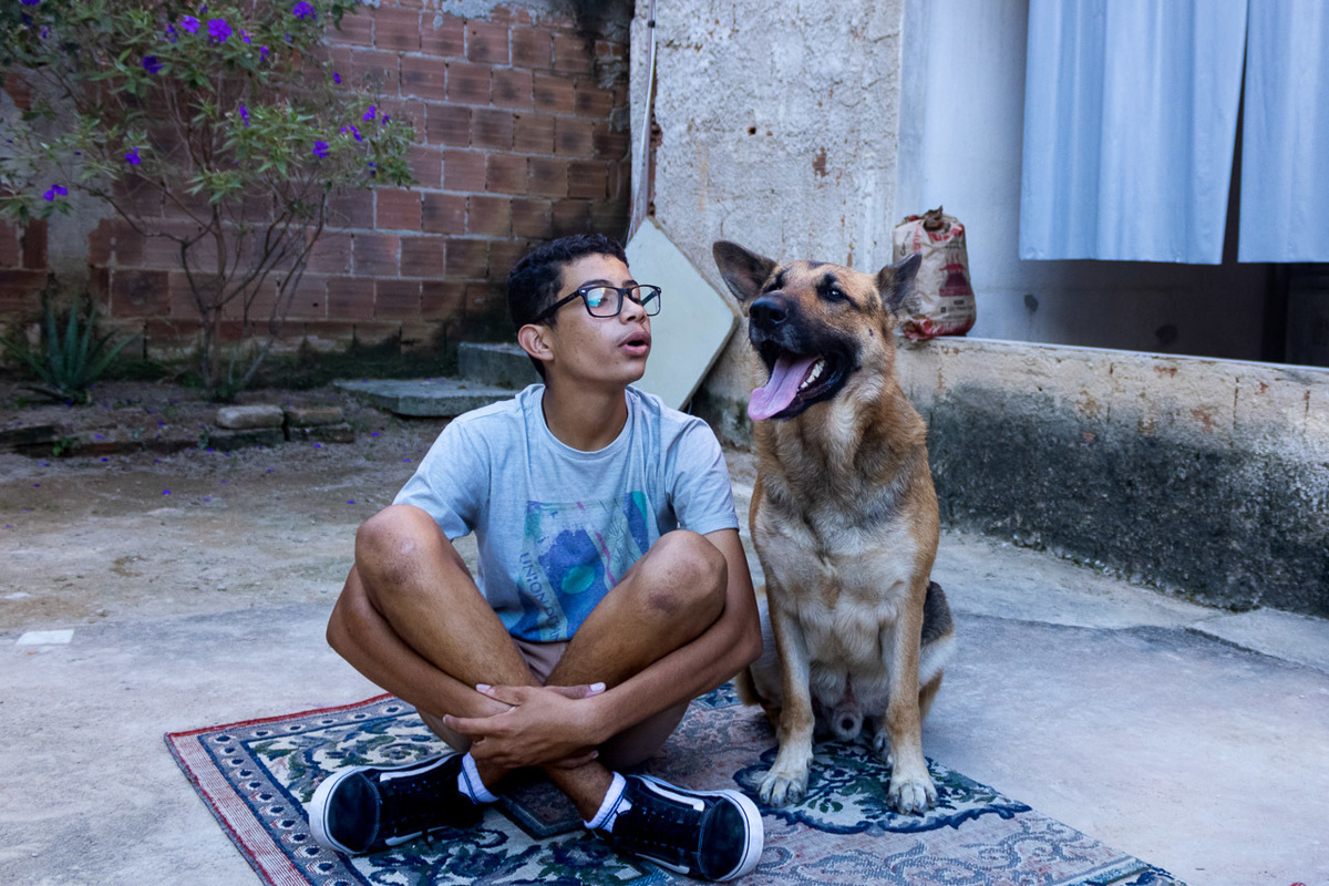 abraço na alma, alan smyth, ensaio da familia, ensaio de familia mantena, familia, familia santuario da vida, fotografia afetiva, fotografo afetivo, fotografo em mantena mg, fotografo mg, mae de menina, onde fotografar em mantena, retrato de familia