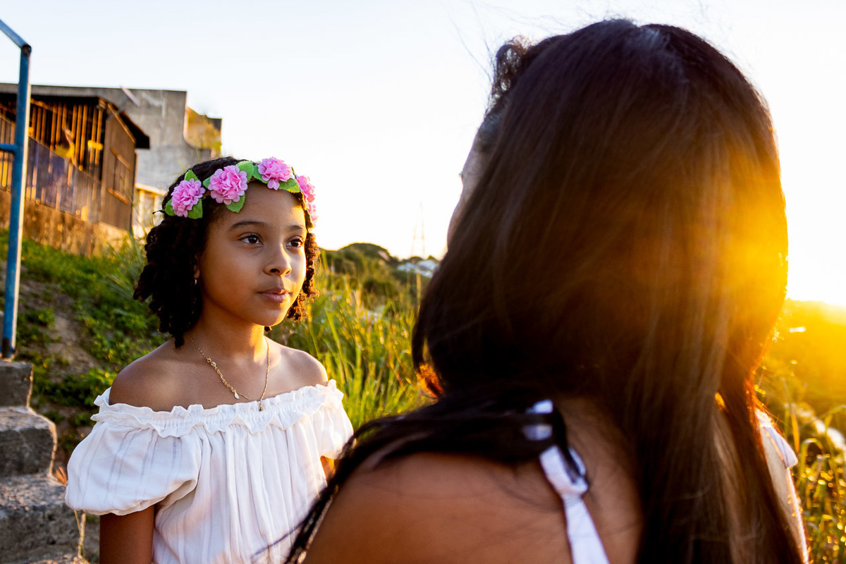 abraço na alma, alan smyth, ensaio dia das mães, ensaio de familia sao mateus, familia, familia santuario da vida, familia unida, fotografia afetiva, fotografo afetivo, fotografo em sao mateus es, dia das maes, mirante sao mateus, mae de menina