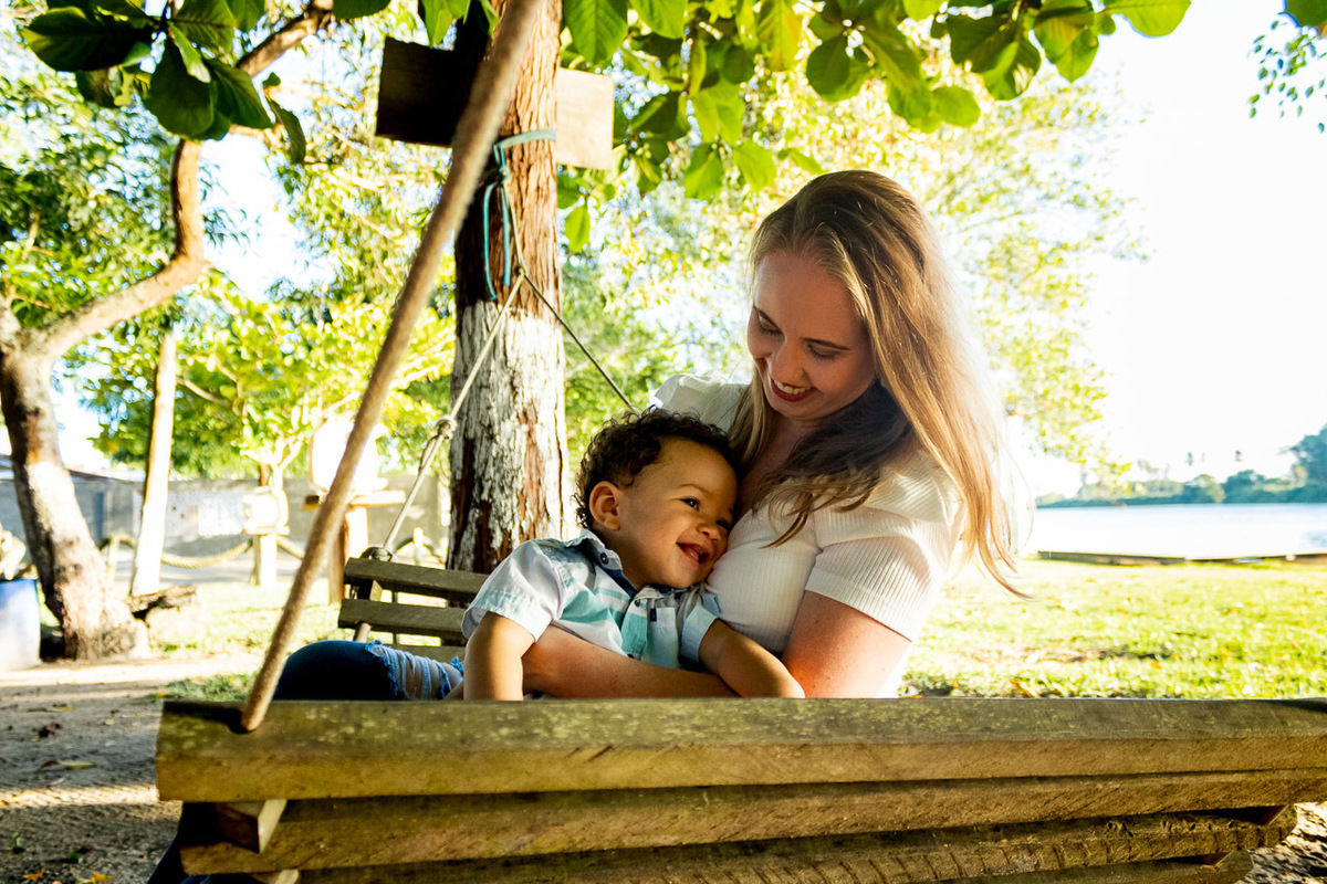 abraço na alma, alan smyth, ensaio dia das maes, mae de menino, ensaio de familia, ensaio de familia sao mateus, familia, familia santuario da vida, familia unida, fotografia afetiva, fotografo afetivo, fotografo em sao mateus es, foto meleiras sao mateus