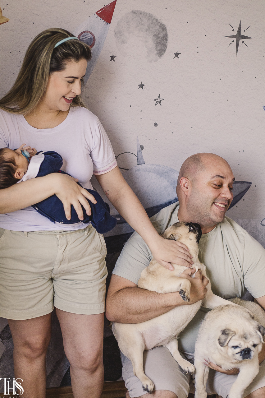 Ensaio fotográfico newborn em família