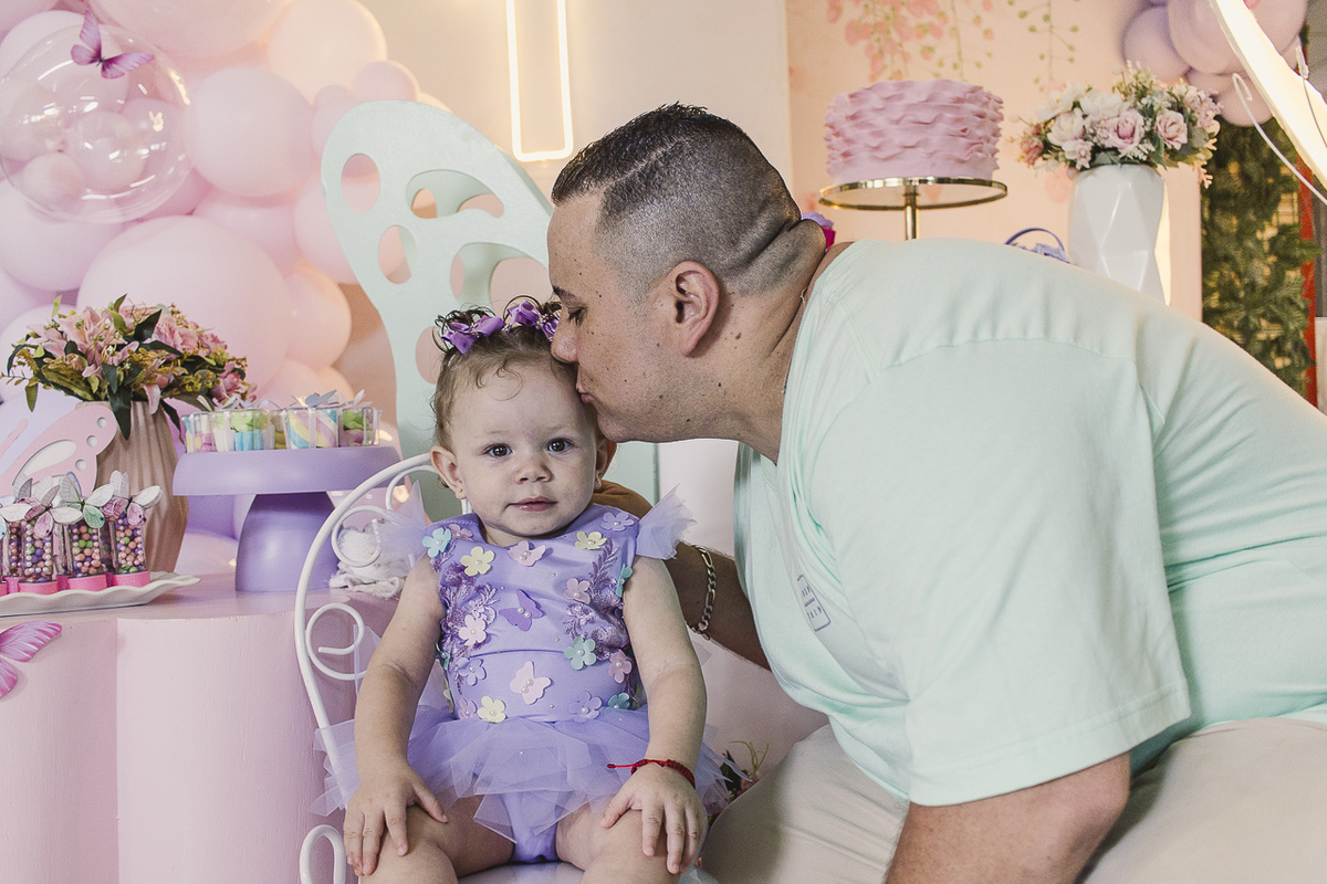 Festa Infantil 1 ano - aniversariante e pai - Fotografa em SBC