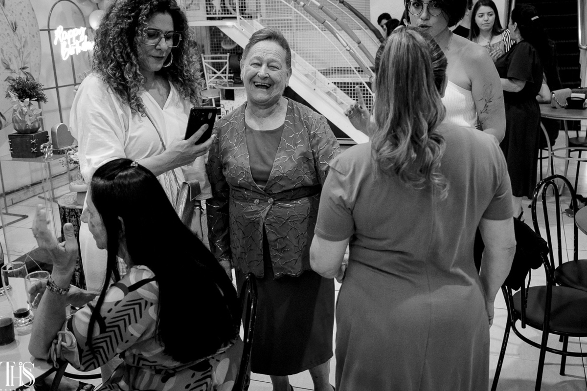 Mulher feliz - Fotografa em SBC