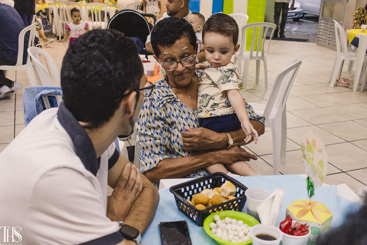 Mulher com criança no colo - Fotografa em SBC