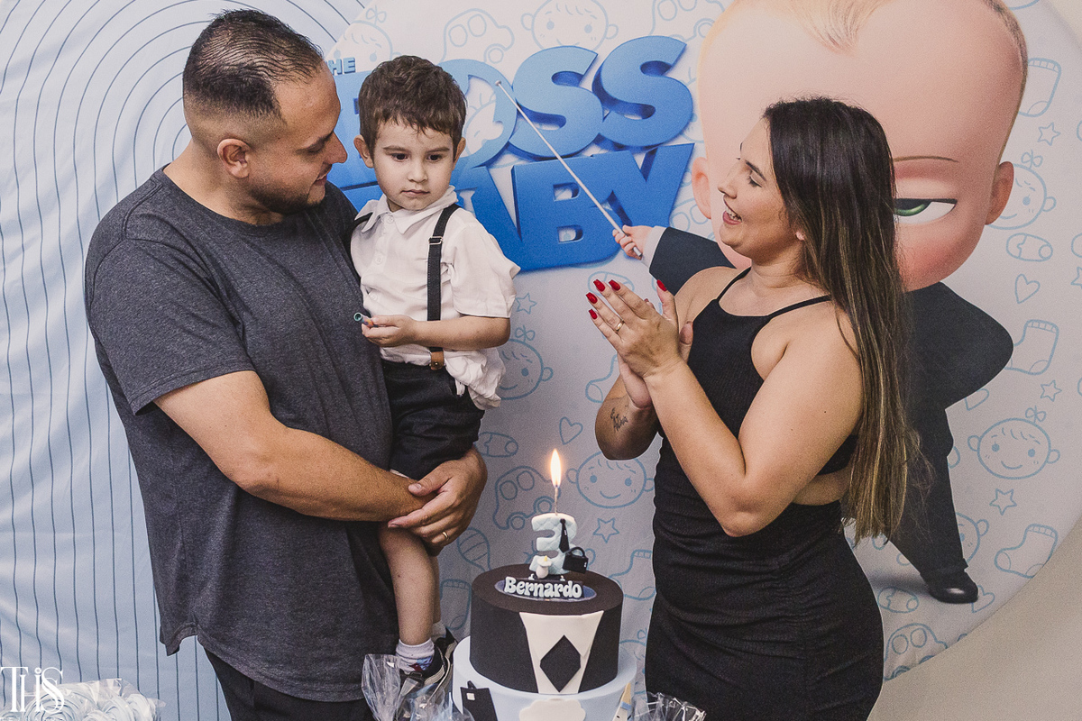 Família cantando parabéns - Fotografa em SBC