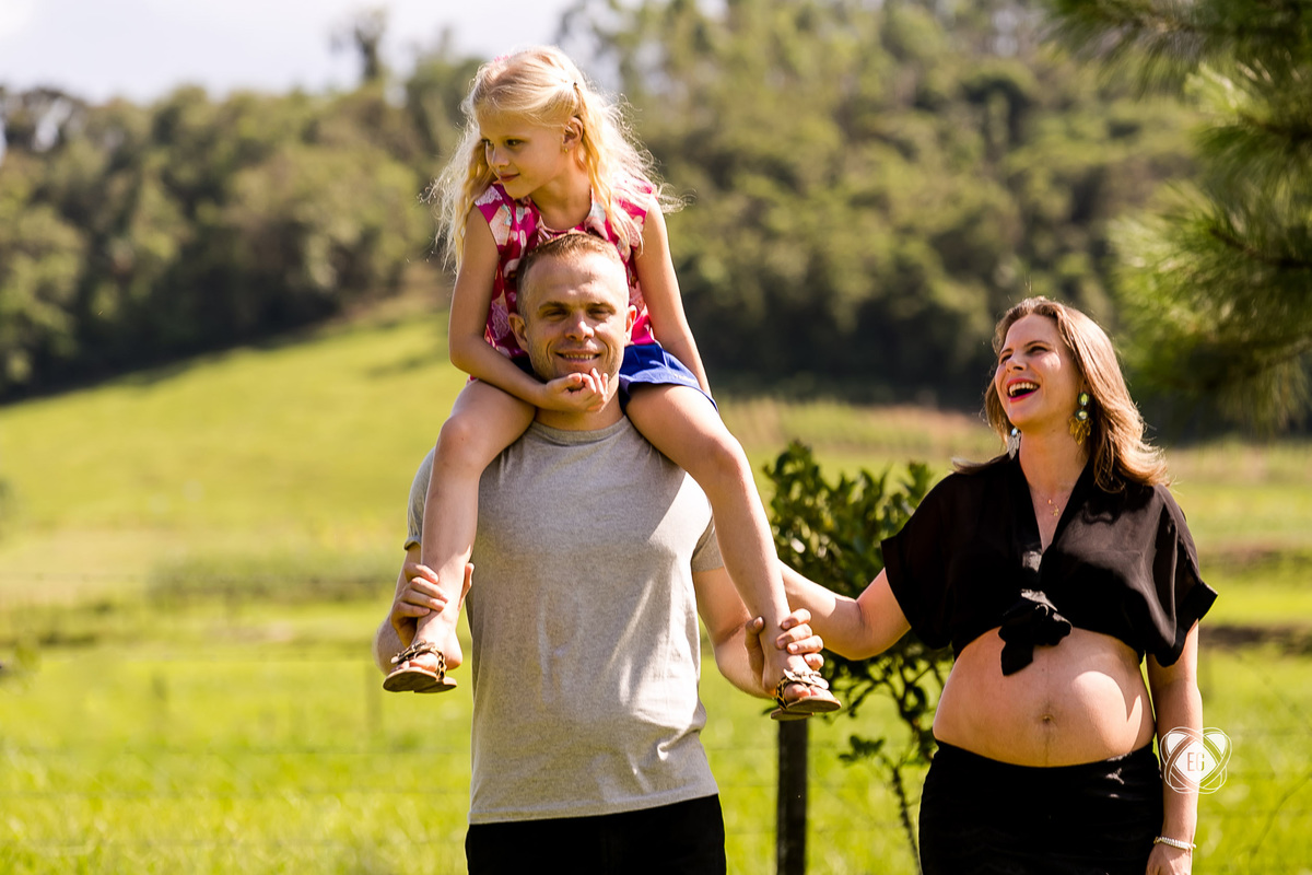 Gestantes Jaraguá do sul Blumenau Corupá  Schroeder Guaramirim Massaranduba Joinville gestante melhor fotografo de gestante  wedding photographer top make gestante fotógrafos melhores