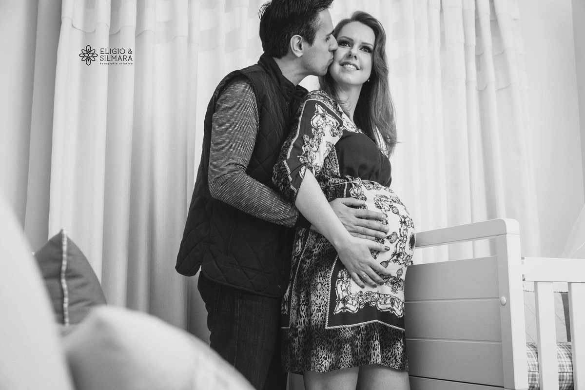 a-espera-do-principe-thomas-ensaio-gestante-quarto-de-bebe-maternidade-gravidez-fotógrafo-jaraguá-do-su