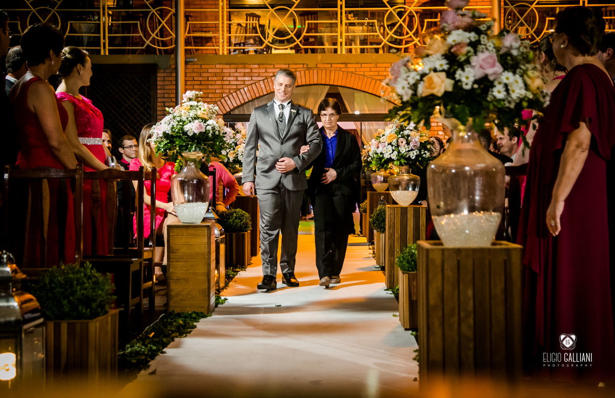 Entrada do noivo em Pedra Branca