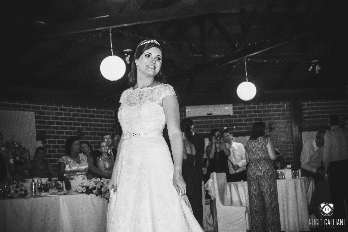 casamentos-noiva-jaragua-do-sul-saobentodosul-blumenau-corupa-schroeder-sao-bento-do-sul-guaramirim-massaranduba-joinville-make-noiva-melhor-fotografo-de-casamento-wedding-photographer-top-cerimonial-decoração