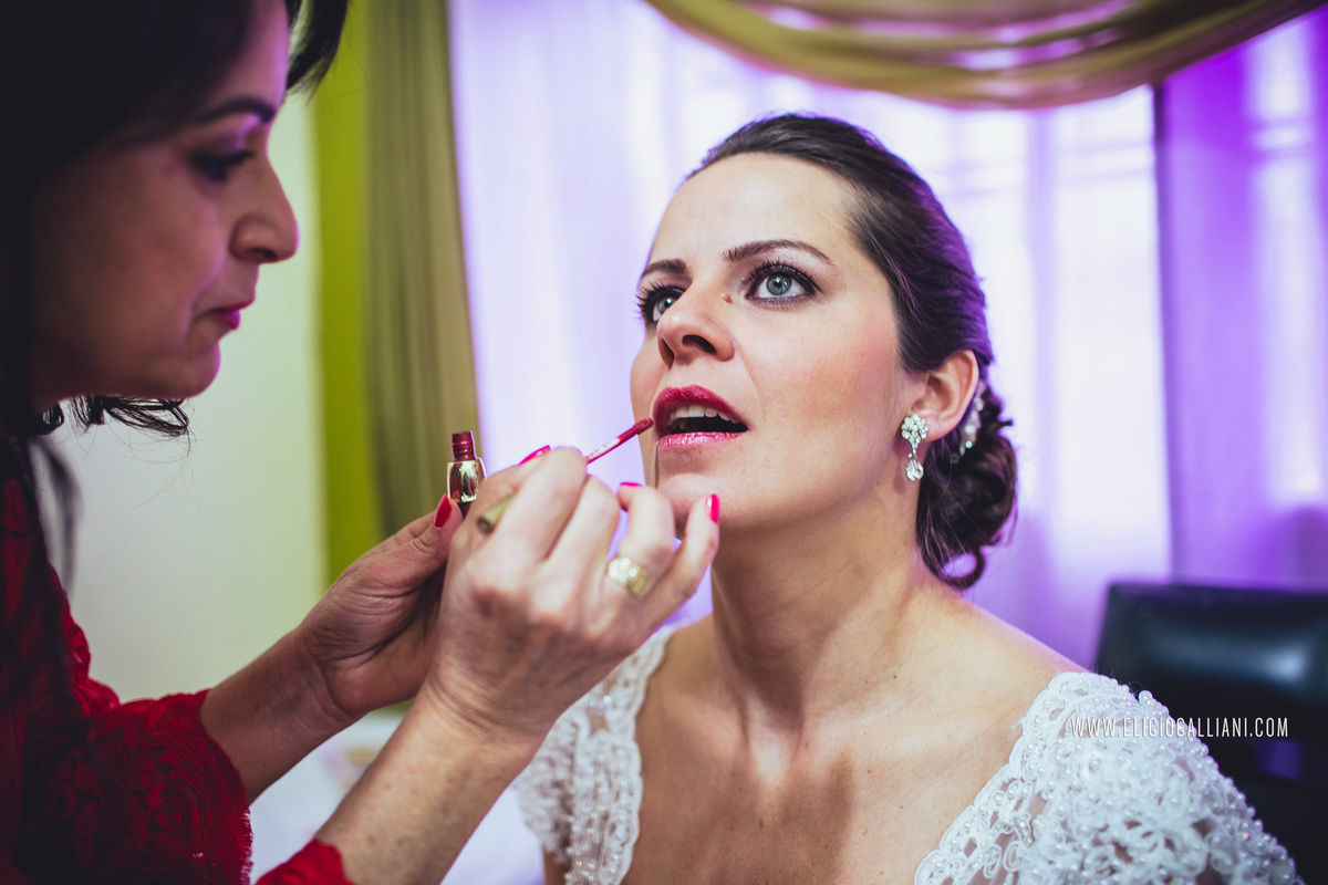 casamento-eventos-blumenau-bolo-de-casamento-bride-casamento-corupa-familia-festa-fotografo-jaragua-do-sul-guaramirim-joinville-fotografia-noivos-pomerode-santa-catarina-vestido-de-festa-wedding-evento-arlivre-decoracao-cerimonial