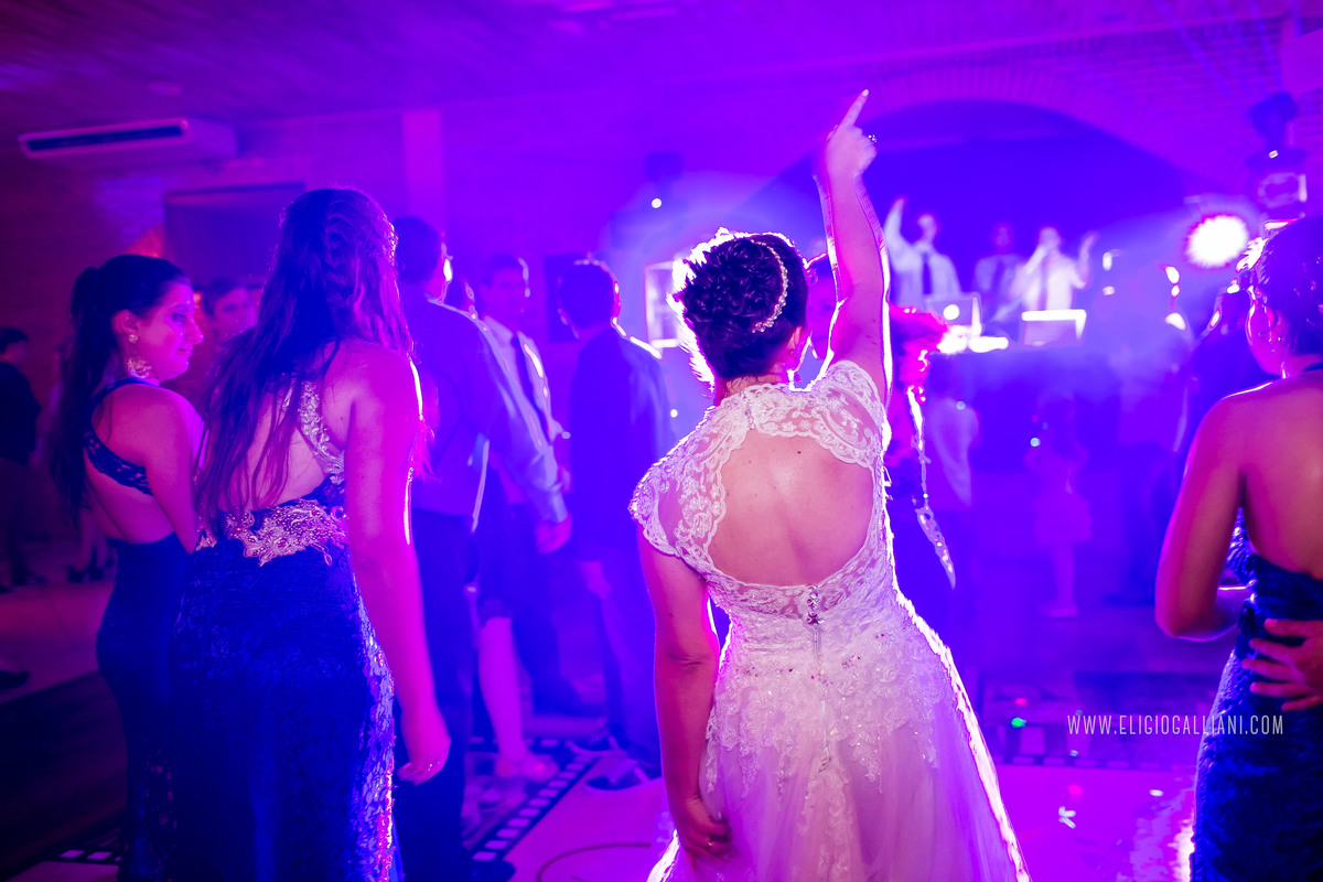 Casamento Eventos Blumenau bolo de casamento bride Casamento Corupá família festa fotógrafo jaraguá do sul Guaramirim Joinville Fotografia Noivos Pomerode Santa Catarina vestido de festa Wedding