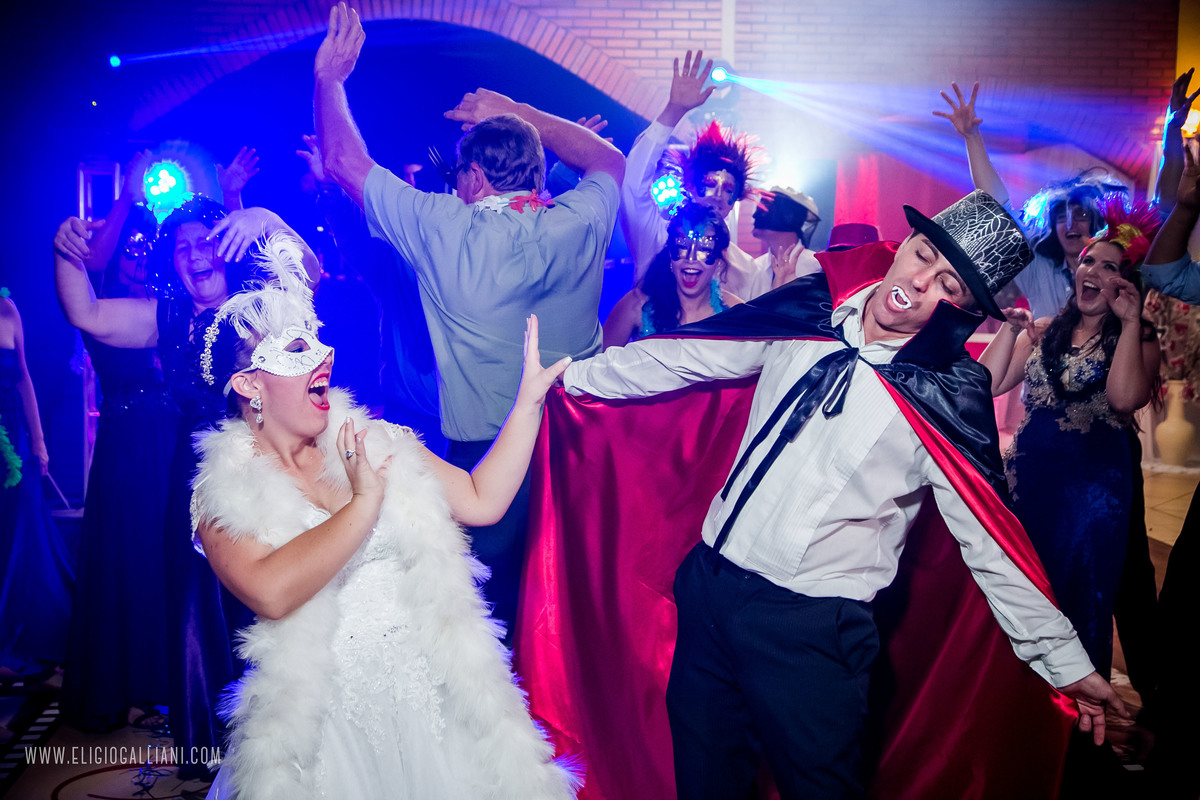 Casamento Eventos Blumenau bolo de casamento bride Casamento Corupá família festa fotógrafo jaraguá do sul Guaramirim Joinville Fotografia Noivos Pomerode Santa Catarina vestido de festa Wedding