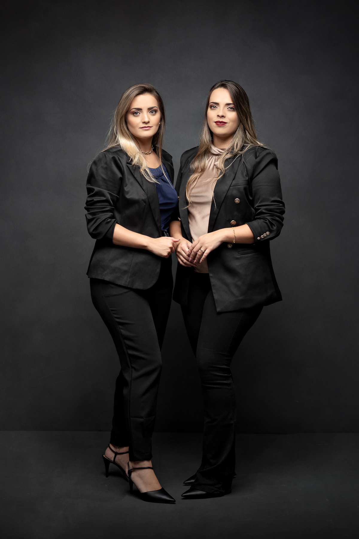 Retrato Corporativo Empresarial, fotos para linkedin, redes sociais e sites, fotos para perfil profissional
Advogadas Dayane e Luanne
