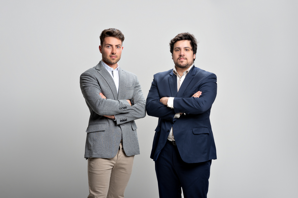 Retrato Corporativo e Empresarial do Advogado Daniel e do Gestor de Tráfego Henrique