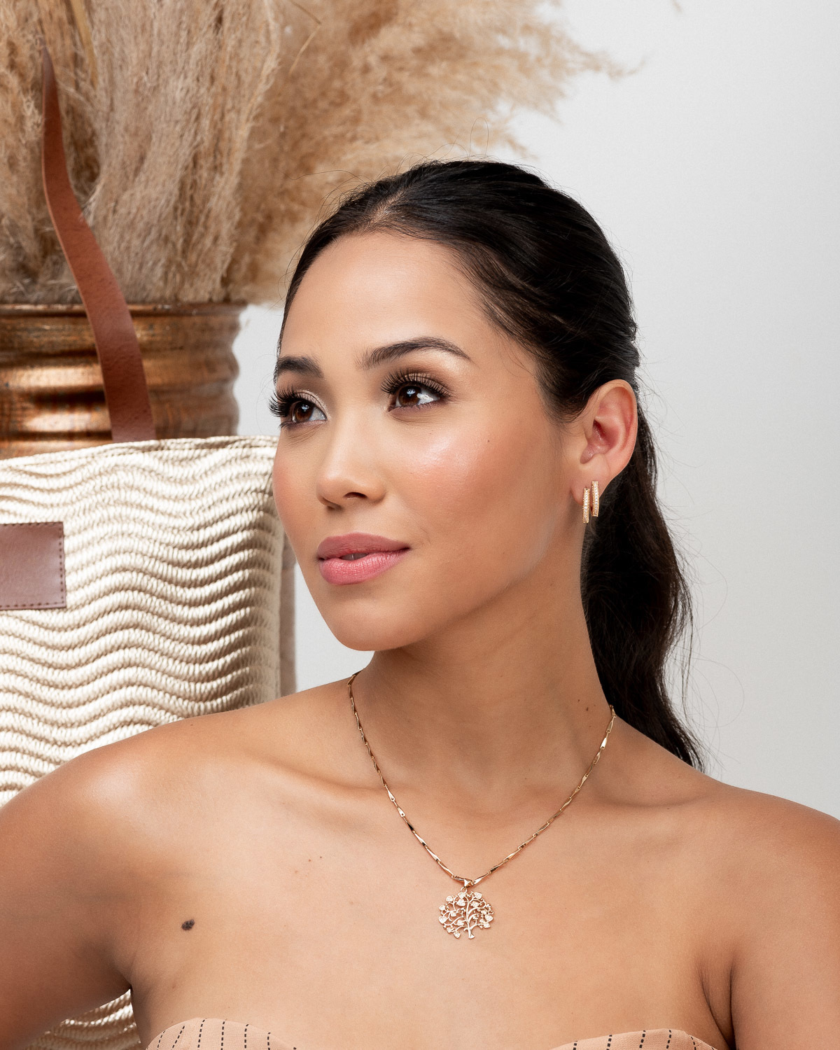 Fotografia de Produtos Coleção ELO Foto Still Semijoias Barume Joias Estúdio Abrassear Contagem Belo Horizonte Fotógrafo Gresley Guimarães 