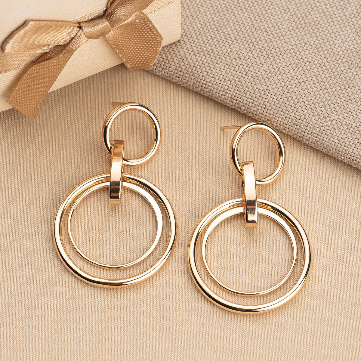 Fotografia de Produtos Still Semijois e Joias em Estúdio Abrassear
Fotógrafo de Produtos Semijoias e Joias Gresley Guimarães