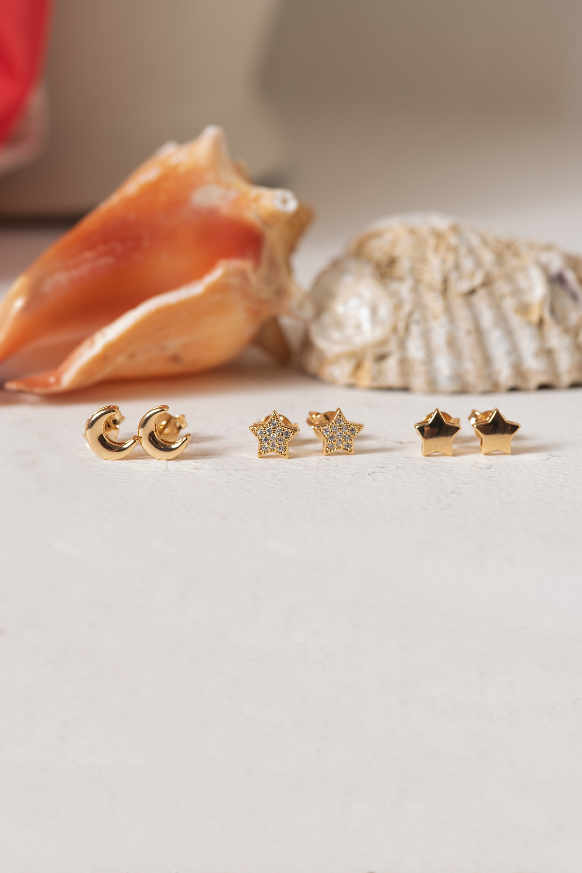 Campanha de Moda Brias Barume Jóias, Fotografia de Moda e Produtos Semijóias, Modelo Isabela Pardini, fotógrafo Gresley Guimarães do Estúdio Abrassear, Locação Casa Bali em Contagem, Grande Bh