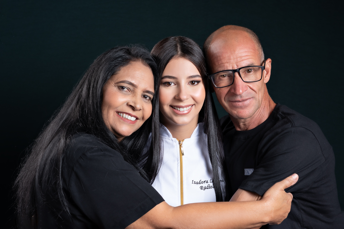 Ensaio de Formandos em Estúdio, Curso Radiologia da Izadora Lorrayne, fotografo Gresley Guimarães no Estúdio Abrassear em Contagem