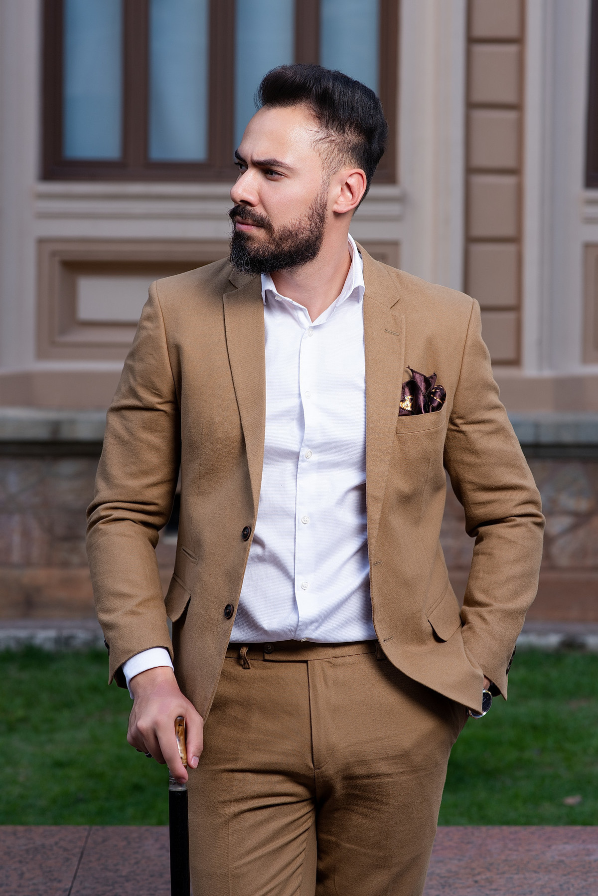 Editorial Moda Masculina Guillermo Eco Alfaiataria realizado na Praça da Liberdade em Belo Horizonte pelo Fotógrafo de Moda Gresley Guimarães do Estúdio Abrassear de Contagem