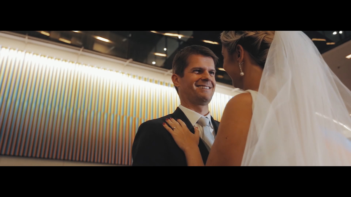 FOTOGRAFIA DE ENSAIO DOS NOIVOS NO ESPAÇO TRIO PÉRGOLA EM SÃO PAULO POR HRT FILMES