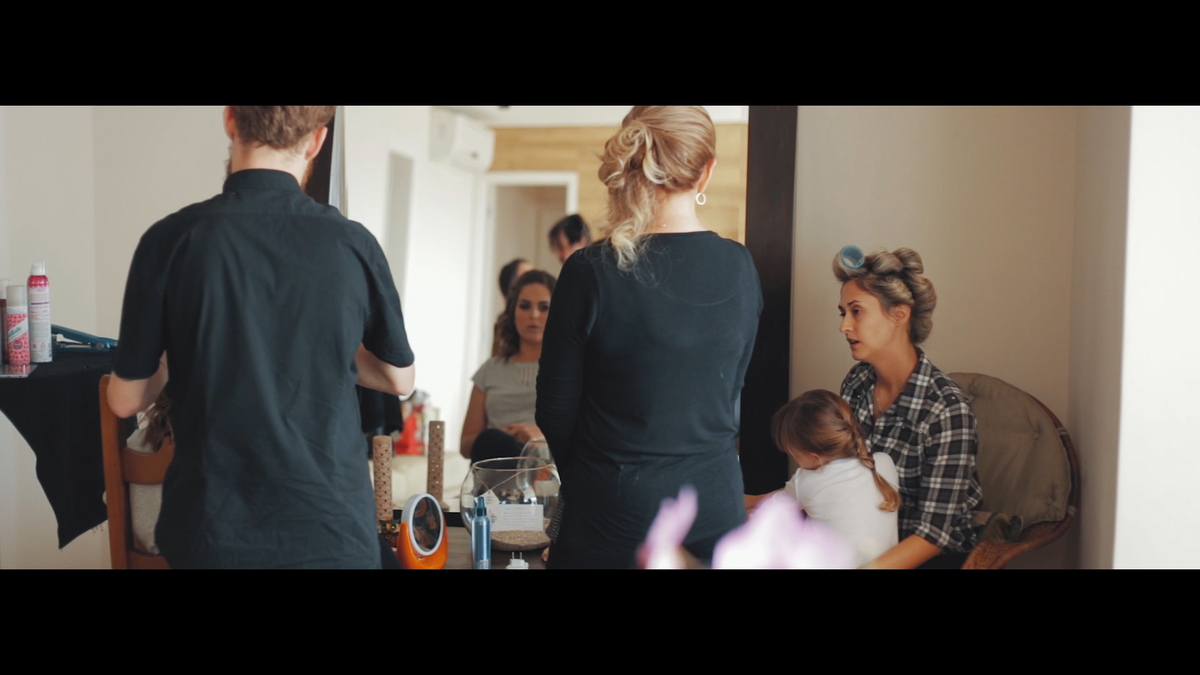 FOTOGRAFIA DA NOIVA E SUAS MADRINHAS NO MAKING OF EM SÃO PAULO POR HRT FILMES