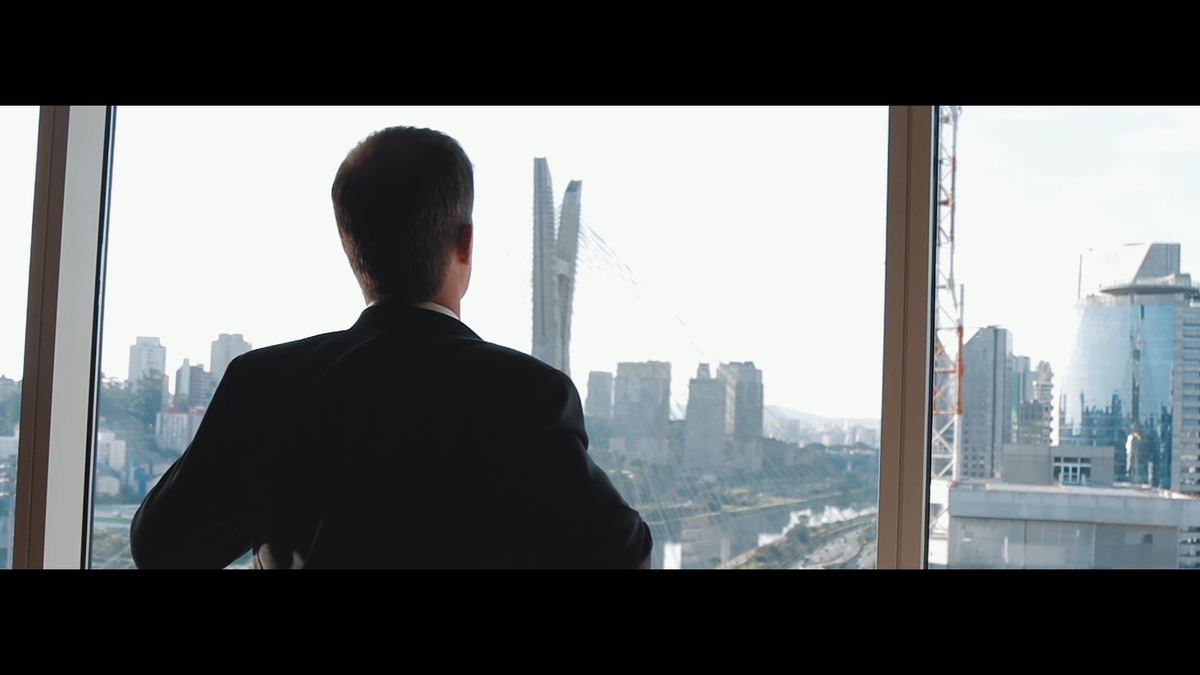 FOTOGRAFIA DO NOIVO NO MAKING OF EM SÃO PAULO POR HRT FILMES