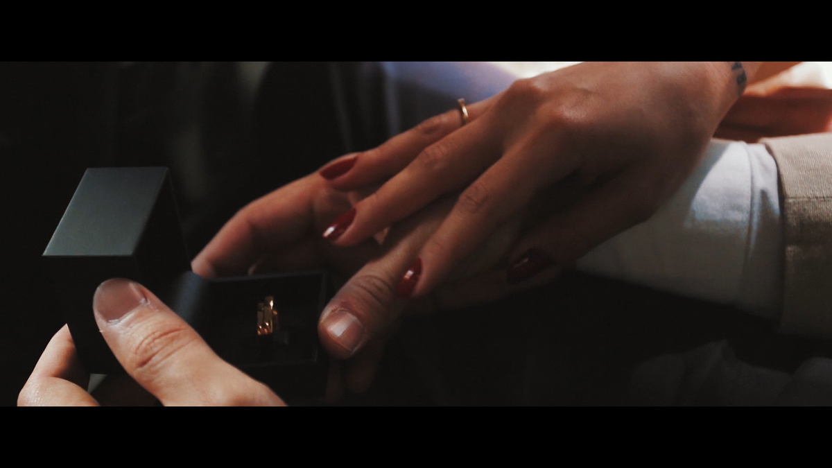 FOTOGRAFIA DE CASAMENTO ALIANÇAS DOS NOIVOS POR HRT FILMES