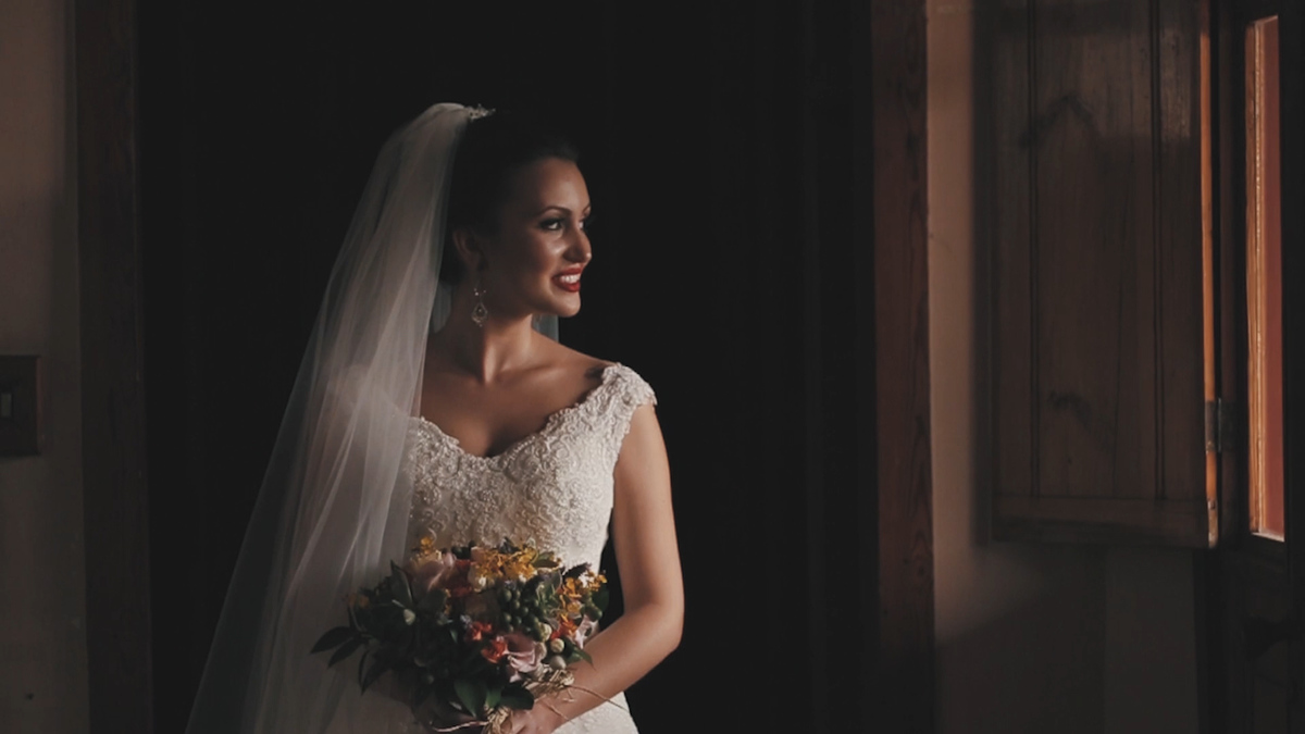 FOTOGRAFIA DA NOIVA CASAMENTO NO CAMPO FAZENDA DONA CATARINA POR HRT FILMES