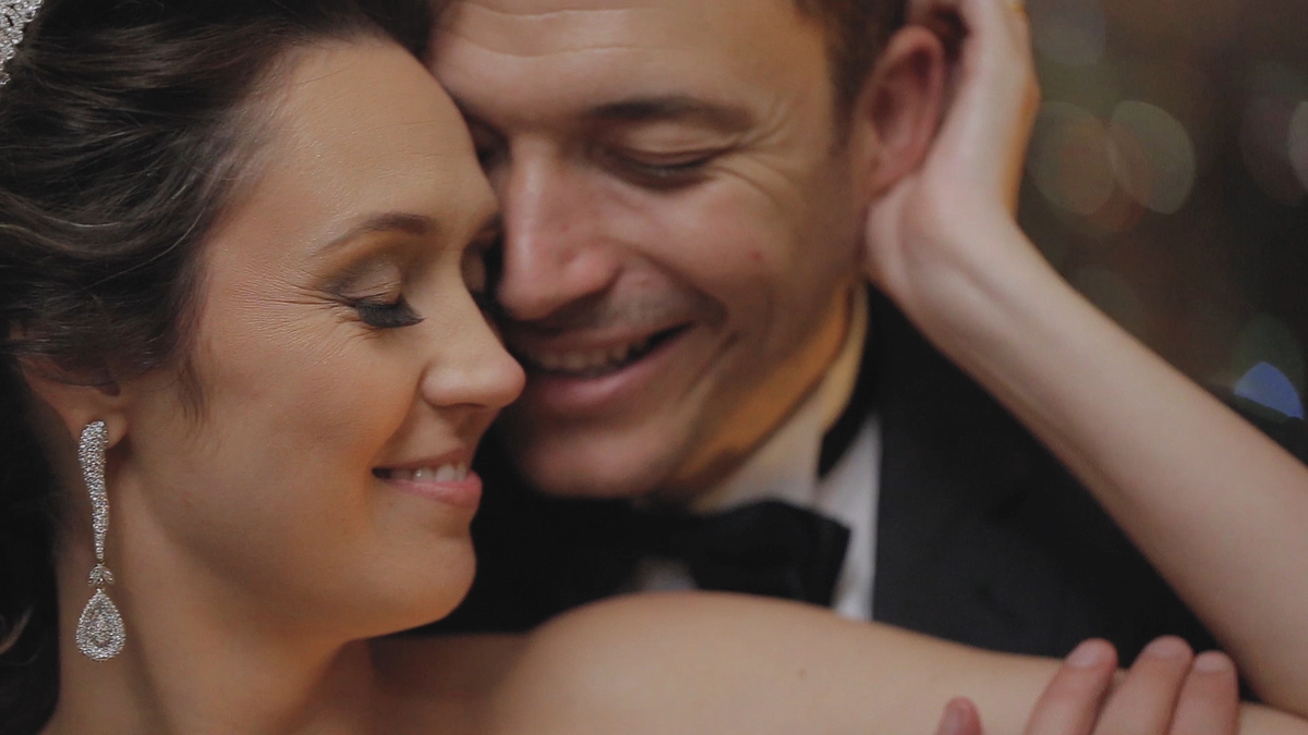 FOTOGRAFIA DE ENSAIO DE CASAL NOTURNO HOTEL HYATT SÃO PAULO POR HRT FILMES