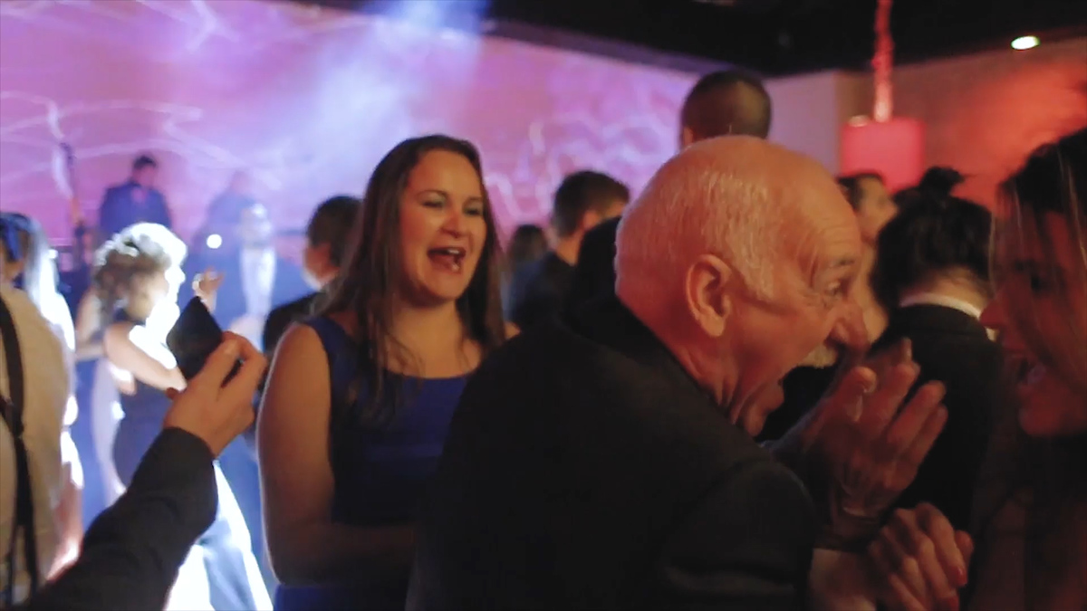 FOTOGRAFIA FESTA DE CASAMENTO ESPAÇO VILLA VERICO POR HRT FILMES