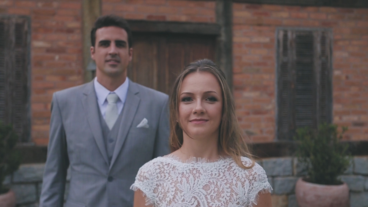 FOTOGRAFIA DE CASAMENTO RETRATO DOS NOIVOS NO HOTEL VILLA D'ANGELO EM ITATIBA SÃO PAULO POR HRT FILMES