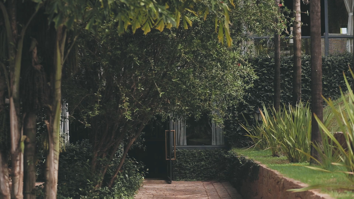 FOTOGRAFIA DA ÁREA EXTERNA DO HOTEL VILLA D'ANGELO EM ITATIBA SÃO PAULO POR HRT FILMES