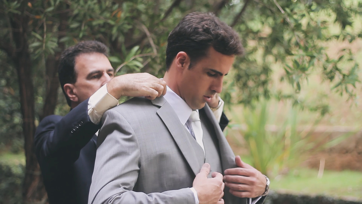 FOTOGRAFIA DE CASAMENTO PAI DO NOIVO NO HOTEL VILLA D'ANGELO EM ITATIBA SÃO PAULO POR HRT FILMES