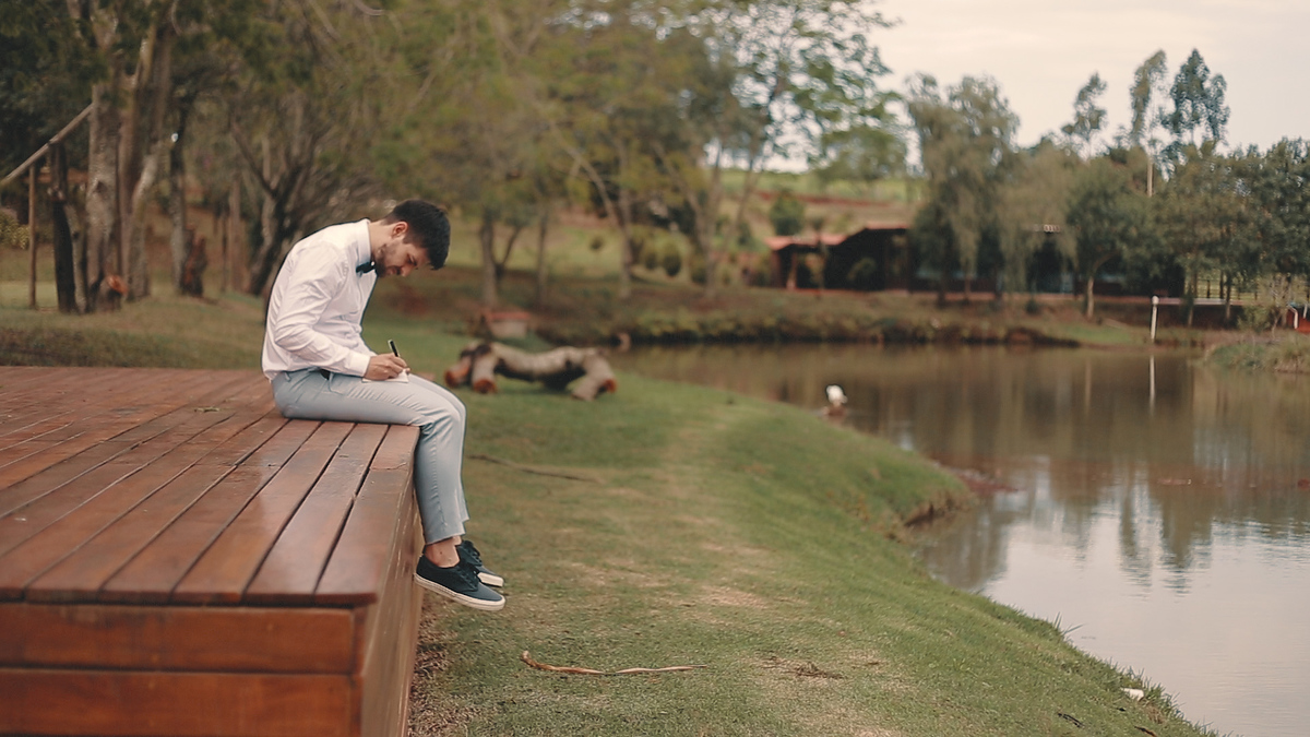 VÍDEO DE CASAMENTO MARLU E DIOGO IMAGEM NOIVO ESCREVENDO OS VOTOS PARANÁ BRASIL POR HRT  FILMES