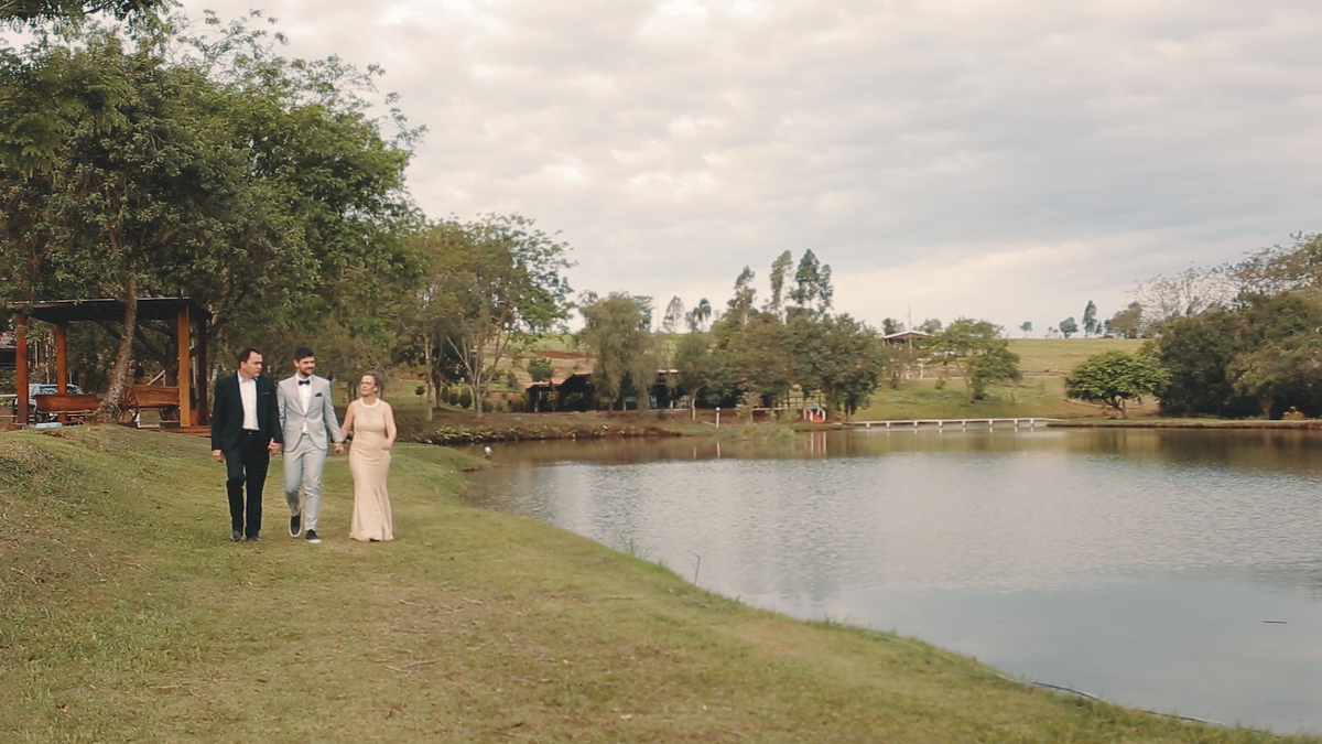 VÍDEO DE CASAMENTO MARLU E DIOGO IMAGEM NOIVO ENTRANDO NA CERIMONIA PARANÁ BRASIL POR HRT  FILMES