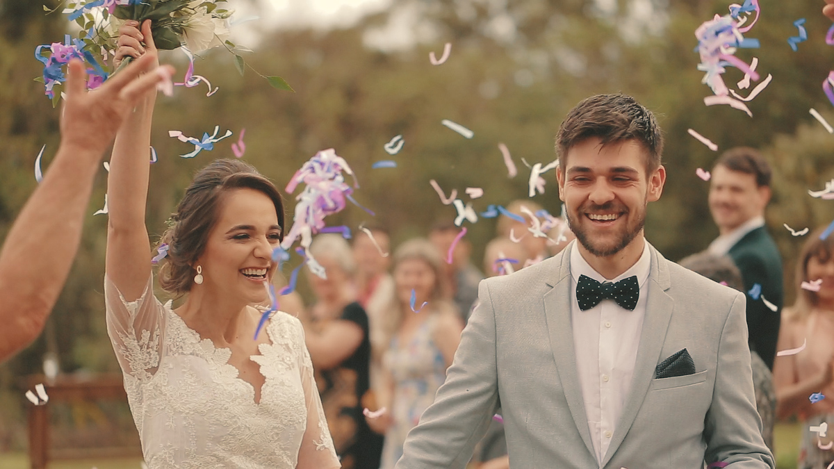 VÍDEO DE CASAMENTO MARLU E DIOGO IMAGEM DA CERIMÔNIA SAÍDA DOS NOIVOS PARANÁ BRASIL POR HRT  FILMES