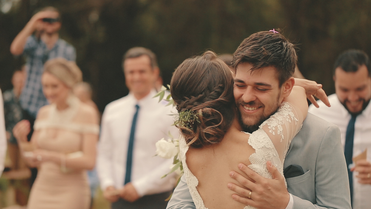 VÍDEO DE CASAMENTO MARLU E DIOGO IMAGEM DA CERIMÔNIA SAÍDA DOS NOIVOS PARANÁ BRASIL POR HRT  FILMES